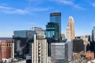 201 S 11th St, Minneapolis, MN 55403 - Photo 34