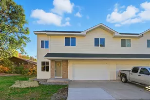 8833 Walnut Pl, Rockford, MN 55373 - Photo 1