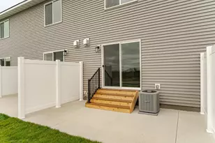 1073 Century Village Ln NE, Rochester, MN 55906 - Photo 4