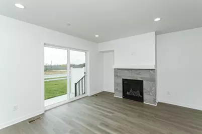 1073 Century Village Lane NE, Rochester, MN 55906 - Photo 10