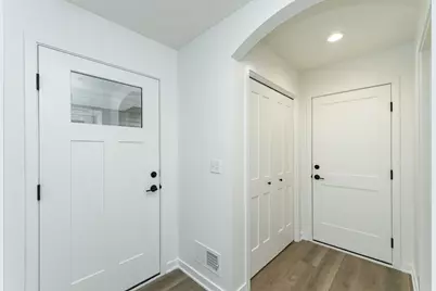 1073 Century Village Lane NE, Rochester, MN 55906 - Photo 6