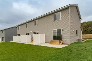 1073 Century Village Ln NE, Rochester, MN 55906 - Photo 4