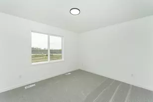 1073 Century Village Ln NE, Rochester, MN 55906 - Photo 18