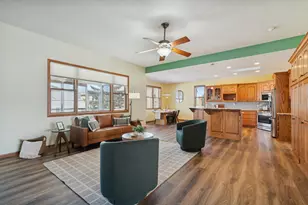 7785 Clydesdale Cir, Circle Pines, MN 55014 - Photo 8