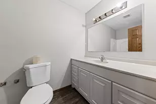 3939 Westbury Dr, Eagan, MN 55123 - Photo 12