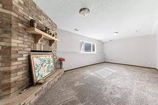 3939 Westbury Dr, Eagan, MN 55123 - Photo 20