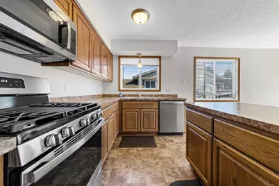 3939 Westbury Drive, Eagan, MN 55123 - Photo 10