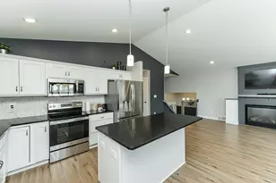 909 9th Ave NE, Kasson, MN 55944 - Photo 20