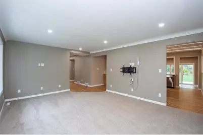 1712 12th Street S, Moorhead, MN 56560 - Photo 4