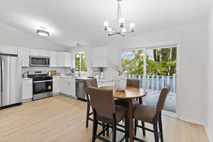 1866 Bear Path Trail, Eagan, MN 55122 - Photo 4