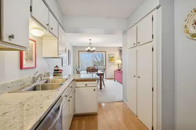 9947 Cavell Avenue S, Bloomington, MN 55438 - Photo 14