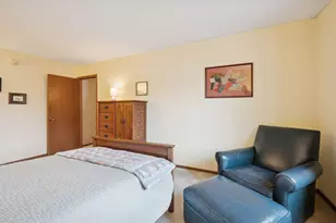 9947 Cavell Ave S, Bloomington, MN 55438 - Photo 16