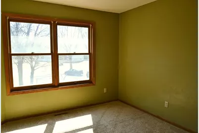 5700 Willow Trail, Shoreview, MN 55126 - Photo 16