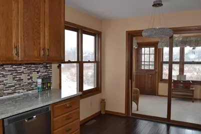 5700 Willow Trail, Shoreview, MN 55126 - Photo 4