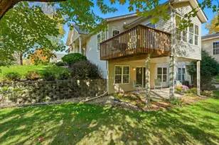 174 Wedgewood Dr, Mahtomedi, MN 55115 - Photo 24