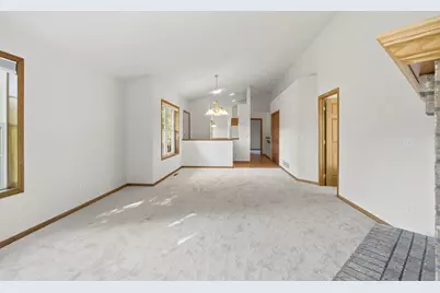 174 Wedgewood Drive, Mahtomedi, MN 55115 - Photo 6