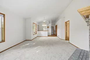 174 Wedgewood Dr, Mahtomedi, MN 55115 - Photo 6