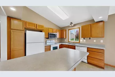 3615 Kenosha Drive NW, Rochester, MN 55901 - Photo 18