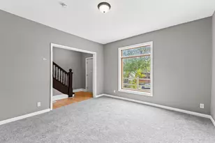 137 Cayuga St, Saint Paul, MN 55117 - Photo 14