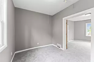 137 Cayuga St, Saint Paul, MN 55117 - Photo 18