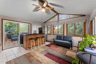 13147 Thomas Ave S, Burnsville, MN 55337 - Photo 4