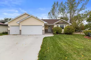 1400 4th St NE, Buffalo, MN 55313 - Photo 1