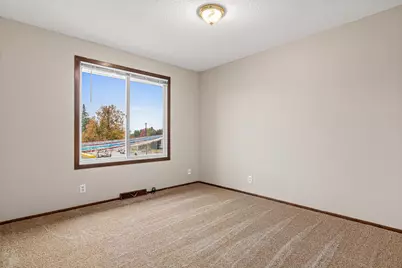 753 / 755 Robert Street S, Saint Paul, MN 55107 - Photo 32