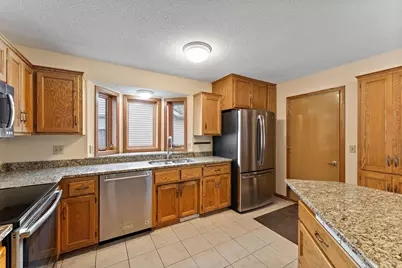 3434 Silver Lane NE, Saint Paul, MN 55421 - Photo 8