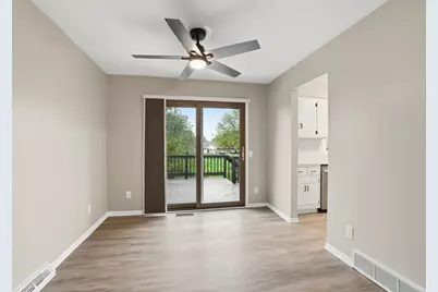 2824 84th Avenue N, Brooklyn Park, MN 55444 - Photo 4