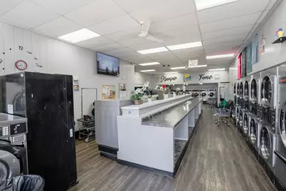 890 Payne Avenue, Saint Paul, MN 55130 - Photo 4