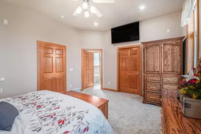 505 E 2nd Avenue, Beaver Creek, MN 56116 - Photo 16