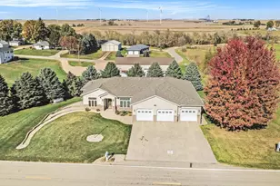 505 E 2nd Ave, Beaver Creek, MN 56116 - Photo 1