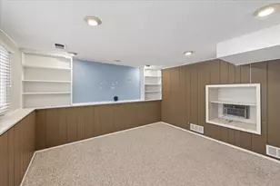 3252 Jersey Ave S, Saint Louis Park, MN 55426 - Photo 34