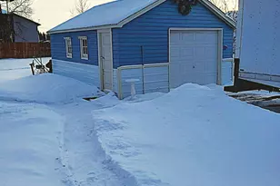 1504 E 39th St, Hibbing, MN 55746 - Photo 20