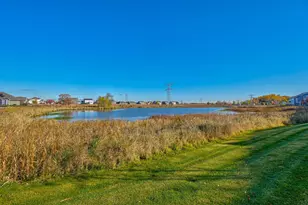 7582 Oak Hl Rd, Woodbury, MN 55129 - Photo 16