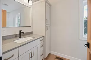 614 6th St NW, Faribault, MN 55021 - Photo 32