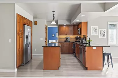 4645 Balsam Lane N, Plymouth, MN 55442 - Photo 6