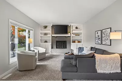 4645 Balsam Lane N, Plymouth, MN 55442 - Photo 10