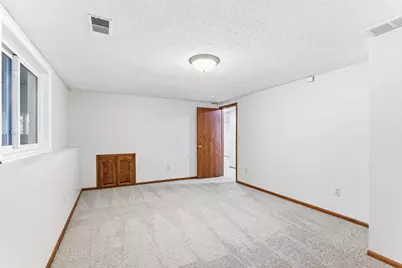 22065 Cottonwood Street NW, Oak Grove, MN 55011 - Photo 22