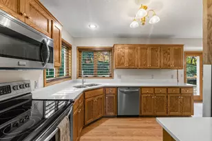 9780 170th St W, Lakeville, MN 55044 - Photo 4