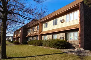 910 Hengen St, Fairmont, MN 56031 - Photo 1