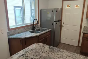 926 Wilson Ave, Saint Paul, MN 55106 - Photo 4