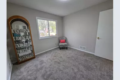 4174 Oakcrest Drive, Vadnais Heights, MN 55127 - Photo 30