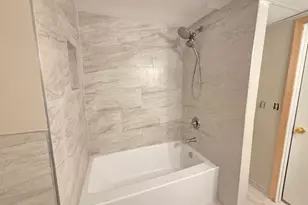 4174 Oakcrest Dr, Vadnais Heights, MN 55127 - Photo 46