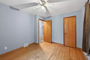 442 White Bear Ave N, Saint Paul, MN 55106 - Photo 14