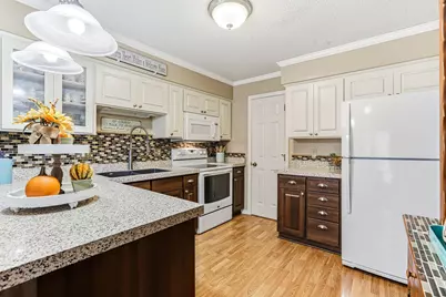 1807 1/2 County Road E East #34, White Bear Lake, MN 55110 - Photo 2