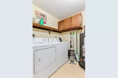 1807 1/2 County Road E East #34, White Bear Lake, MN 55110 - Photo 26