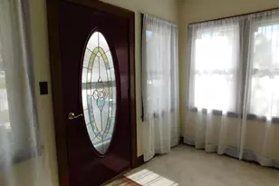 1016 Granite St, Granite Falls, MN 56241 - Photo 2