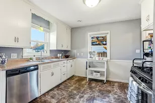 6029 Oakland Ave, Minneapolis, MN 55417 - Photo 8