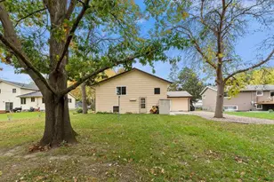 1187 Jackson Street S, Shakopee, MN 55379 - Photo 16